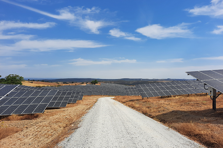 Iberdrola starts commissioning 100 new MW of solar power in Extremadura